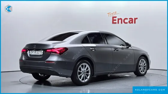 MERCEDES A-CLASS A220 SEDAN
