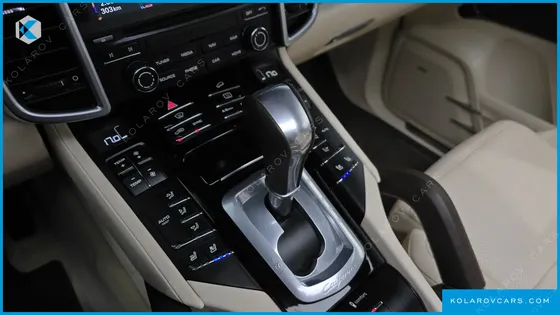 PORSCHE CAYENNE 3.0 DIESEL PLATIUM EDITION