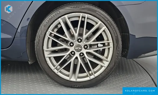 GENESIS G70 2.0T AWD