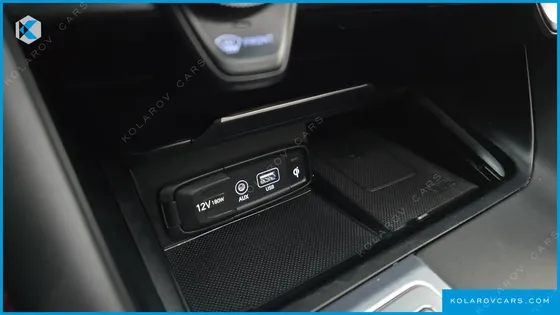 GENESIS G70 2.0T AWD
