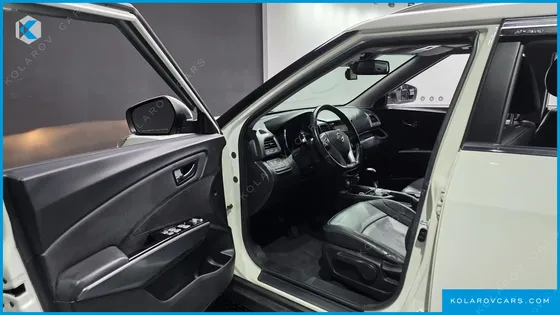KGM - SSANGYONG TIVOLI VX 2WD
