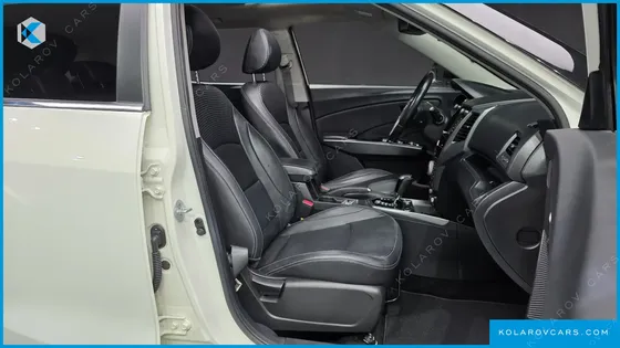 KGM - SSANGYONG TIVOLI VX 2WD