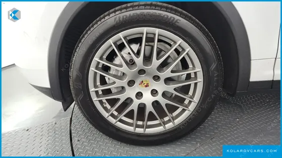 PORSCHE CAYENNE 3.0 DIESEL PLATIUM EDITION