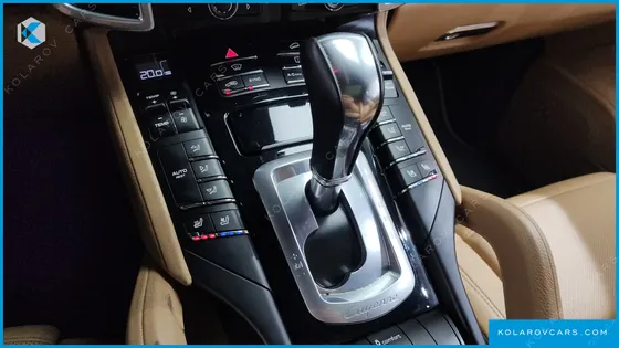 PORSCHE CAYENNE 3.0 DIESEL PLATIUM EDITION