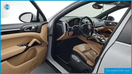 PORSCHE CAYENNE 3.0 DIESEL PLATIUM EDITION