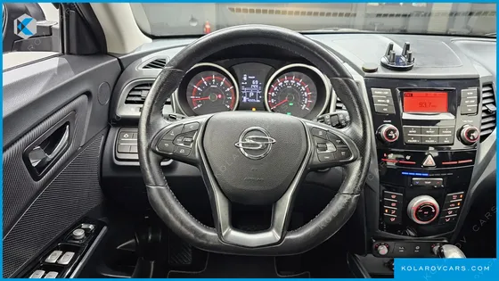 KGM - SSANGYONG TIVOLI VX 2WD