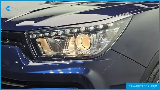 KGM - SSANGYONG TIVOLI VX 2WD