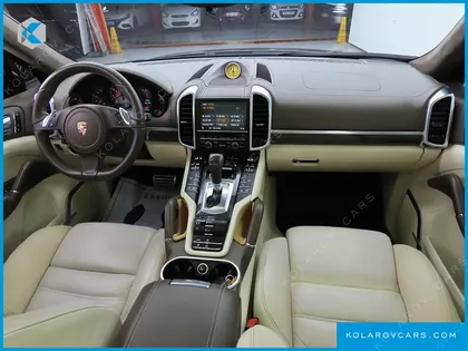 PORSCHE CAYENNE 4.8 GTS
