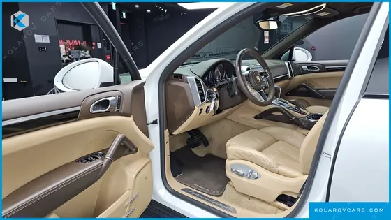 PORSCHE CAYENNE 3.0 DIESEL PLATIUM EDITION
