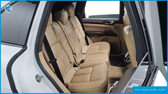 PORSCHE CAYENNE 3.0 DIESEL PLATIUM EDITION