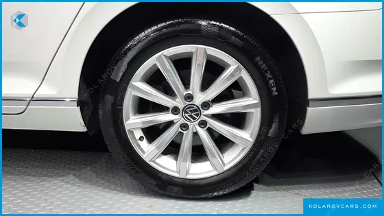 VOLKSWAGEN PASSAT 2.0 TDI PREMIUM
