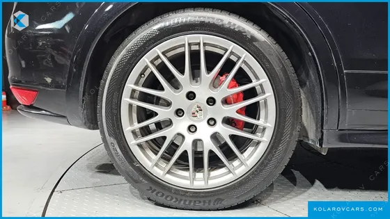 PORSCHE CAYENNE 4.8 GTS