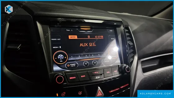 KGM - SSANGYONG TIVOLI VX 2WD