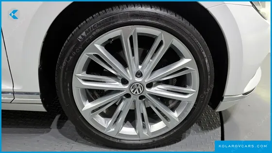 VOLKSWAGEN PASSAT 2.0 TDI 4MOTION PRESTIGE