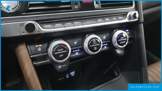 GENESIS G70 2.0T AWD