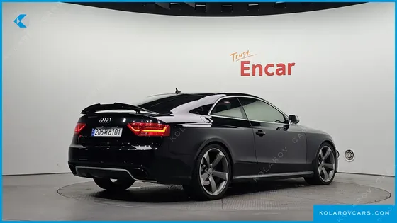 AUDI RS5 4.2 FSI QUATTRO