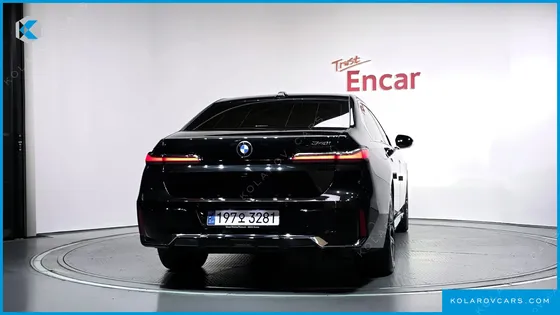 BMW 7 SERIES 740I SDRIVE M SPORT