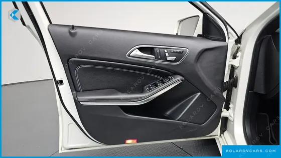 MERCEDES A-CLASS A200
