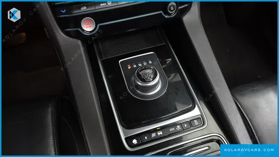 JAGUAR F-PACE 20D PRESTIGE