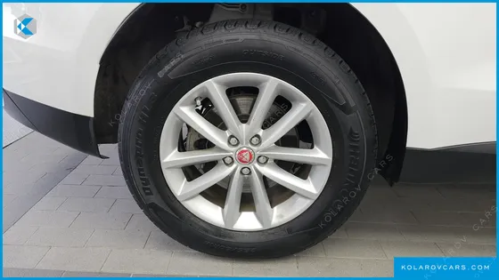 JAGUAR F-PACE 20D PORTFOLIO