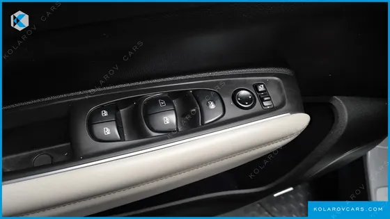 RENAULT KOREA QM6 (KOLEOS) 2.0 GDE PREMIERE 2WD