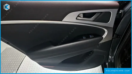 GENESIS G70 2.0T AWD