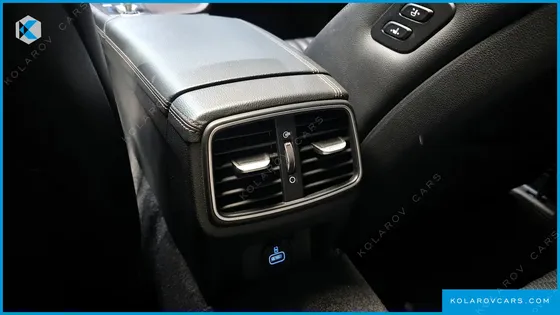 GENESIS G70 2.0T AWD