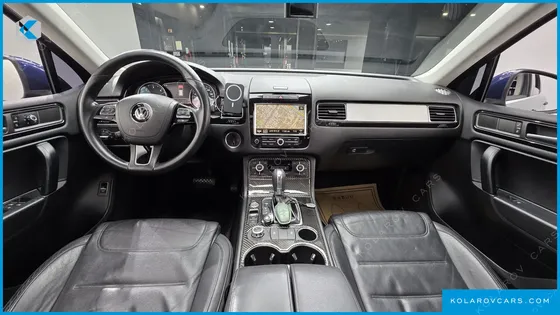 VOLKSWAGEN TOUAREG V6 3.0 TDI BLUEMOTION