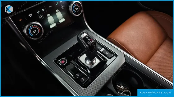 JAGUAR XE D180 R-DYNAMIC S