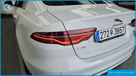 JAGUAR XE D180 R-DYNAMIC S