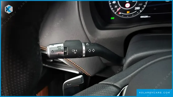 JAGUAR XE D180 R-DYNAMIC S