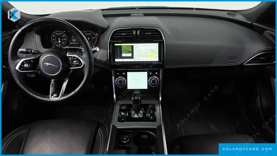 JAGUAR XE D180 R-DYNAMIC S