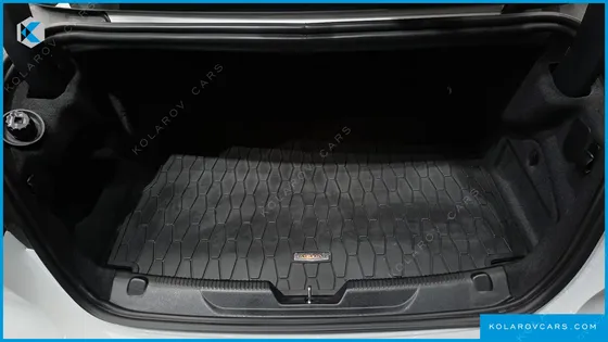 JAGUAR XE D180 R-DYNAMIC S