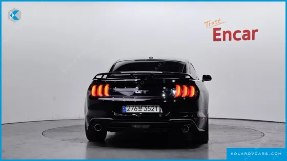 FORD MUSTANG COUPE