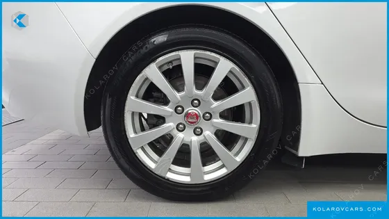 JAGUAR XE 20D PRESTIGE