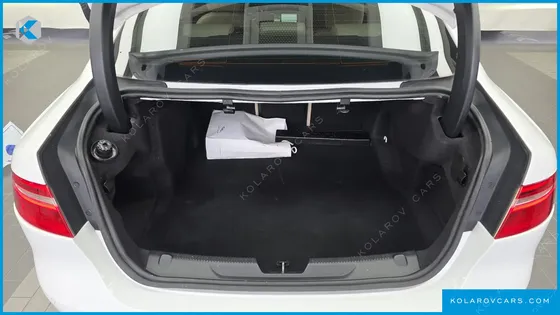 JAGUAR XE 20D PRESTIGE