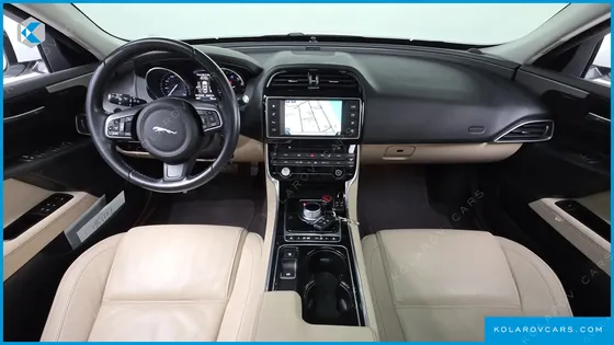 JAGUAR XE 20T PRESTIGE