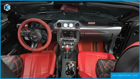 FORD MUSTANG CONVERTIBLE