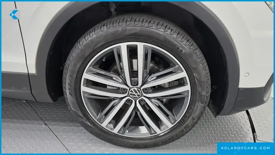 VOLKSWAGEN TIGUAN 2.0 TDI 4MOTION PRESTIGE
