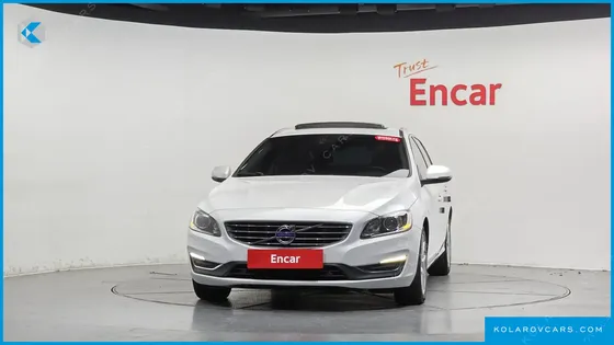 VOLVO V60 D2