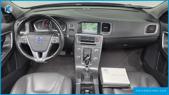 VOLVO V60 D2