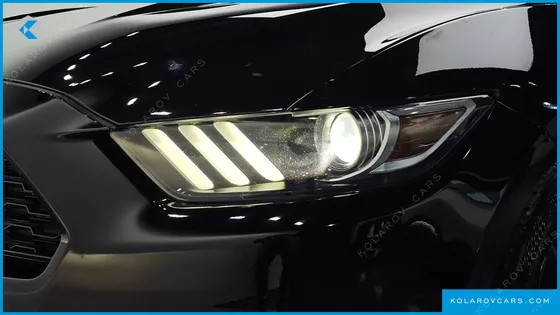 FORD MUSTANG CONVERTIBLE