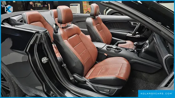FORD MUSTANG CONVERTIBLE
