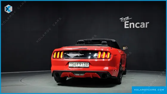 FORD MUSTANG CONVERTIBLE