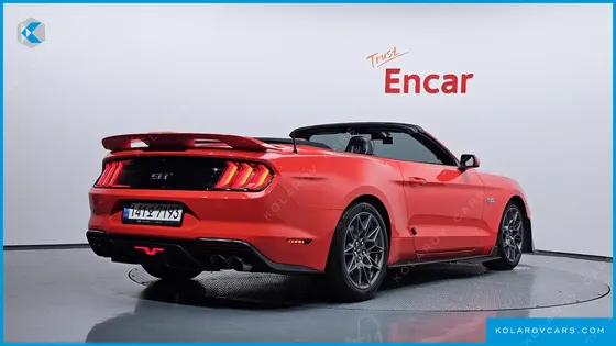 FORD MUSTANG GT CONVERTIBLE