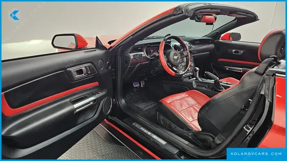 FORD MUSTANG GT CONVERTIBLE