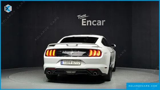 FORD MUSTANG COUPE