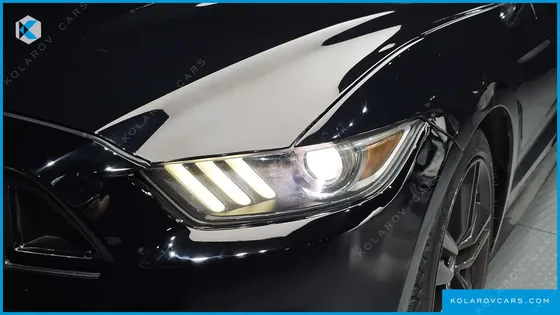 FORD MUSTANG CONVERTIBLE