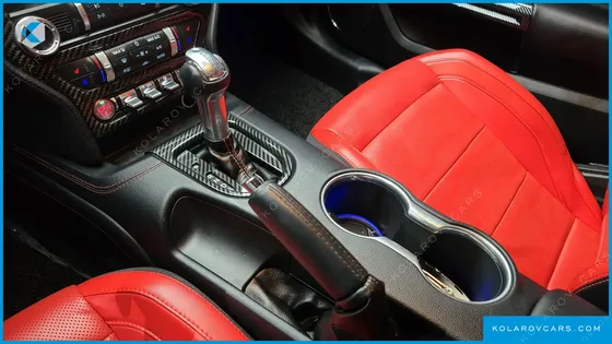 FORD MUSTANG COUPE