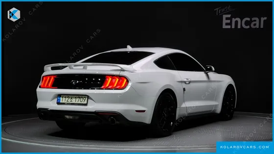 FORD MUSTANG COUPE